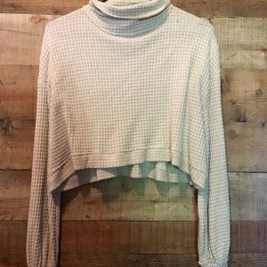 FREE PEOPLE LONG SLEEVE CROP TOP